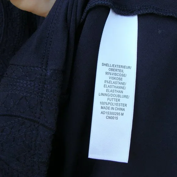 Adrianna Papel M blue embroidered sleeveless top New - Picture 13 of 14